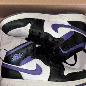 Jordan Black and Purple Sneakers Classic Design